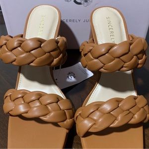 4 inch camel chunky slide on heel.